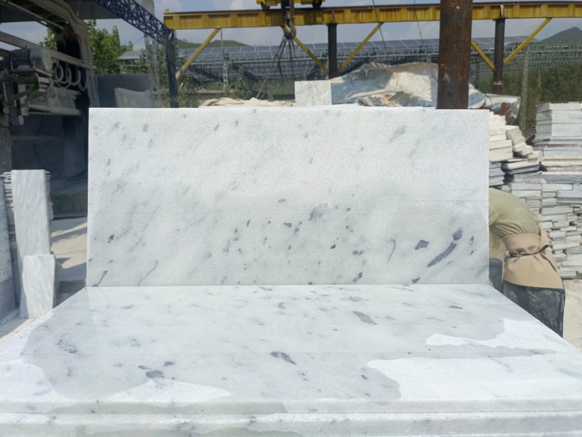 Sunny white marble